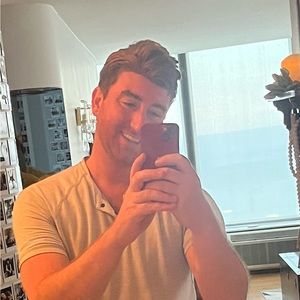 Meet your Posher, Justin